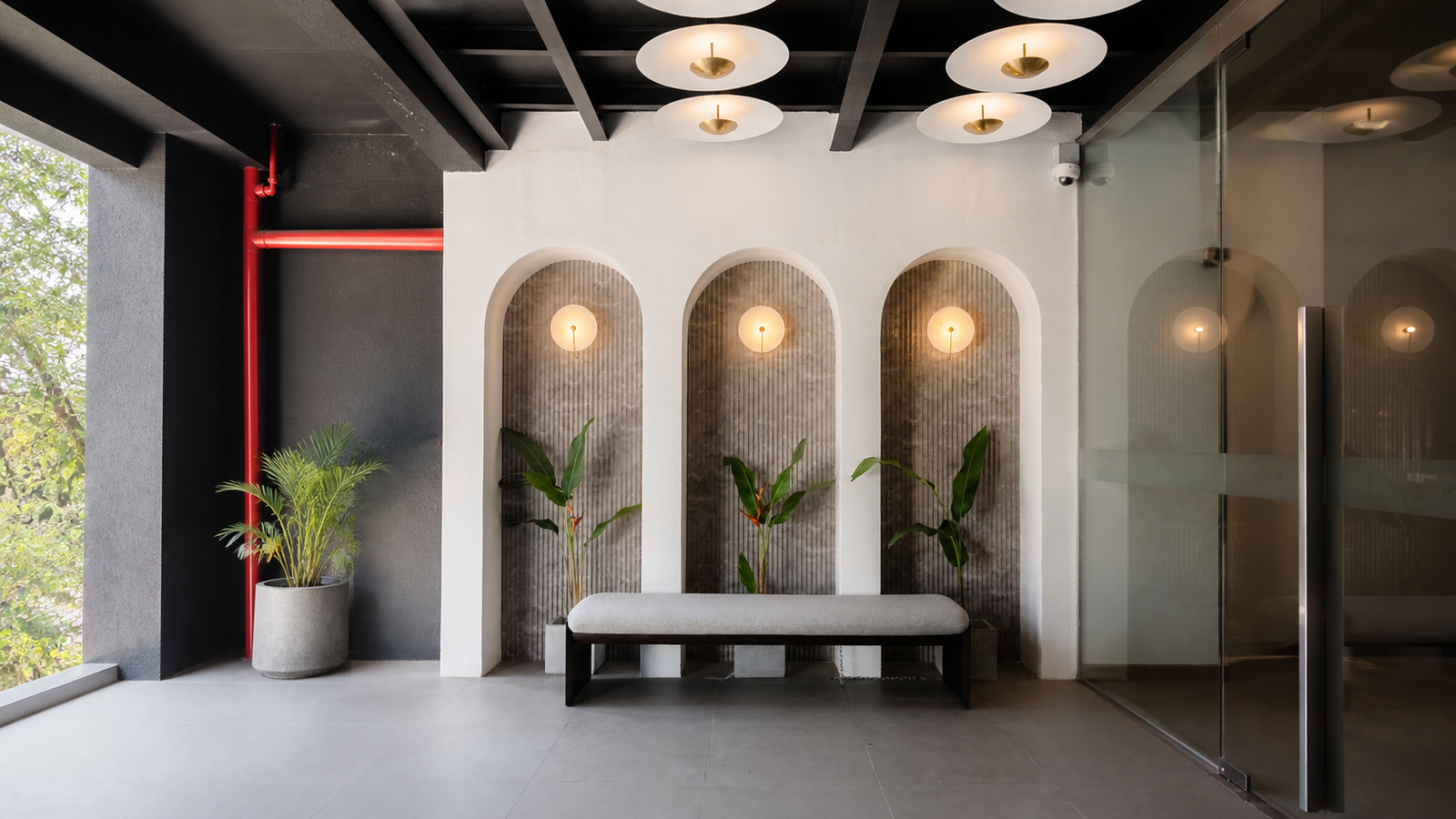 MK Colombo lobby arches and guest seating