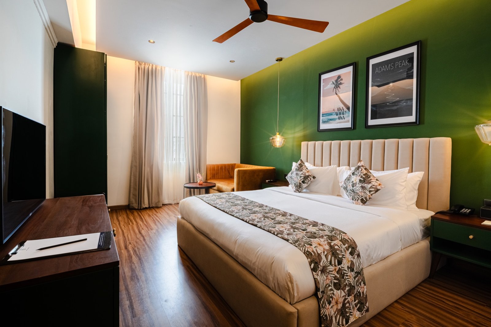 Superior King Room