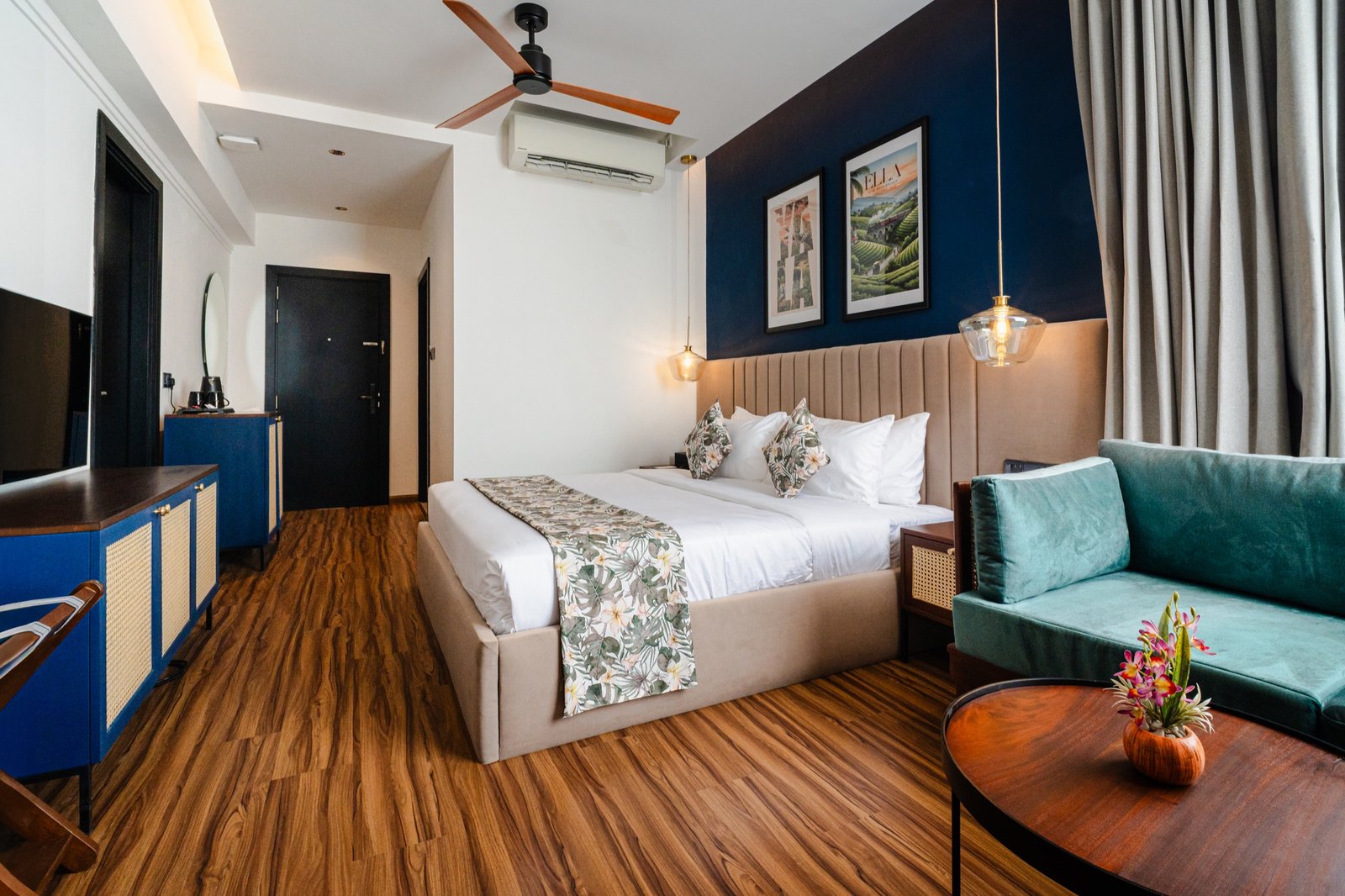 Clean considered MK Colombo room
